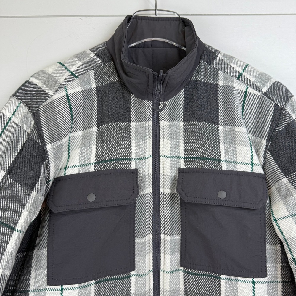 Outerknown Evolution Plaid Reversible Blanket Jac… - image 4